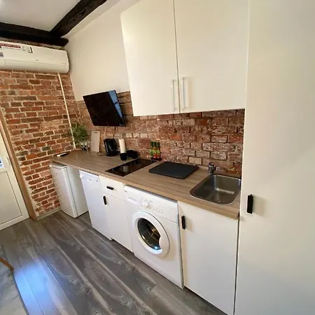 High Five كراكوفيا