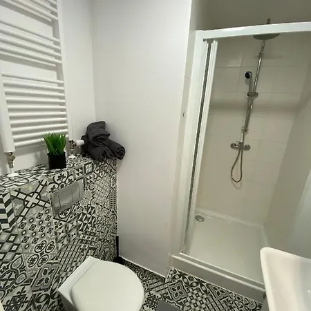 High Five * كراكوفيا