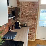 High Five Apartment *